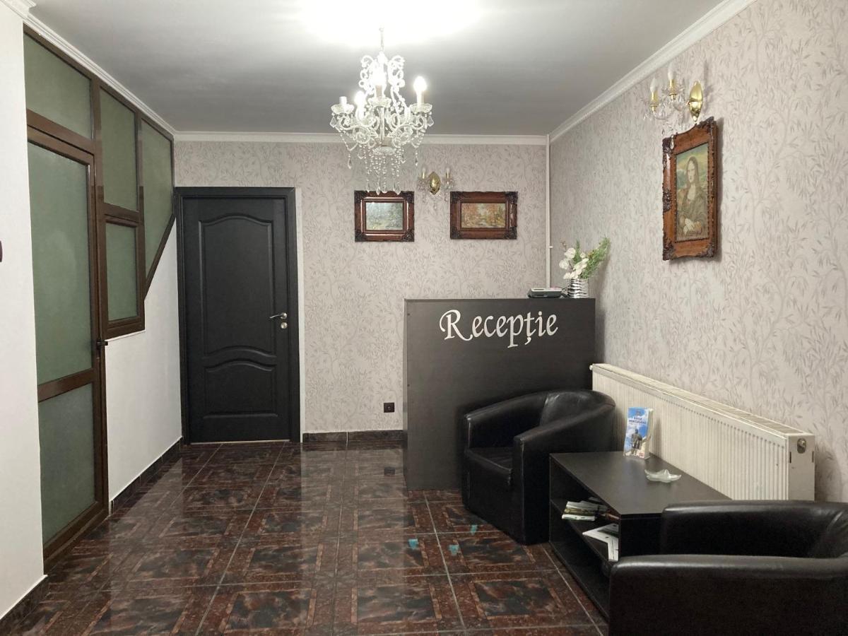 Hotel Casa Adriana Băile Herculane Exteriér fotografie